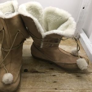 Brown Suede (AIRWALK WINTER BOOTS) Size 10